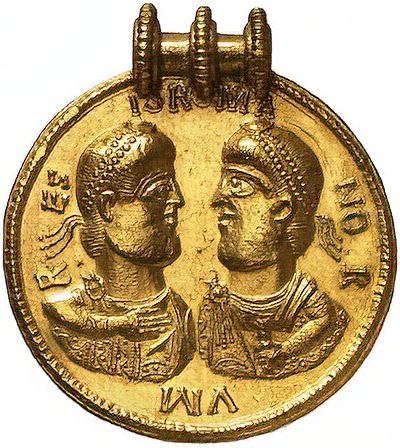 Medaillon mit Porträts von Valentinian I. und Valens (Deutsches Archäologisches Institut)