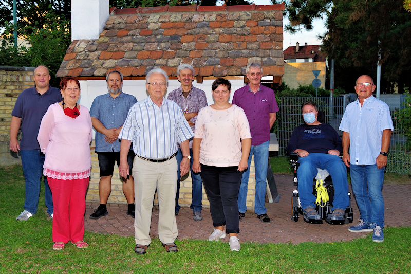 Die Vorstandschaft des Heimat- und Geschichtsverein Altrip e.V. nach der Mitgliederversammlung am 19. August 2020 